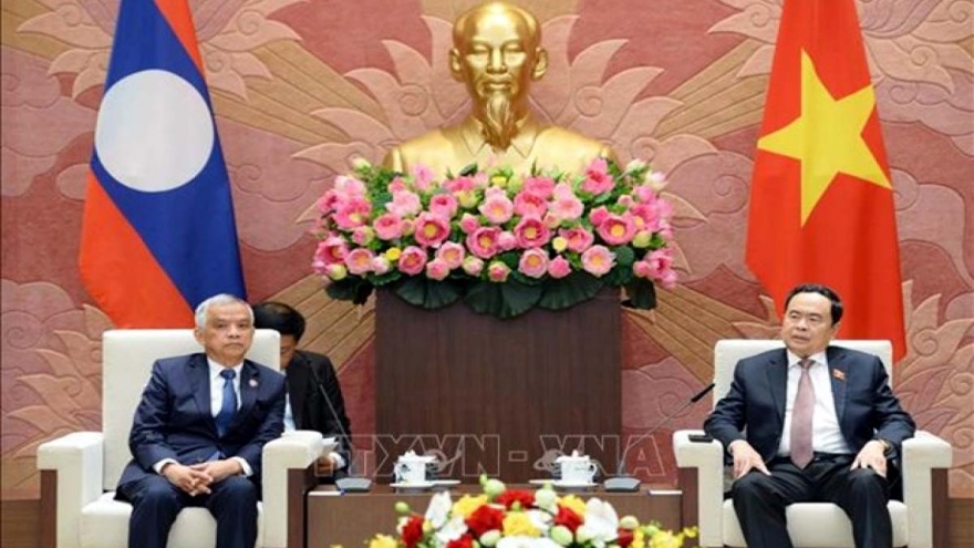 Vietnam attaches importance to people-to-people exchange with Laos